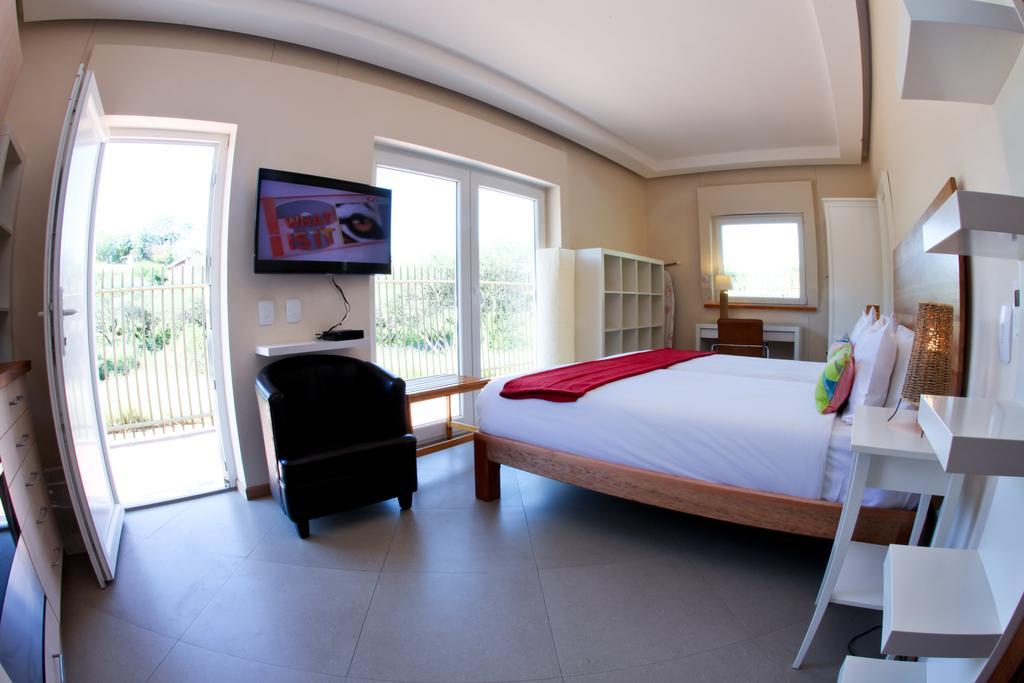 Roof Of Africa Hotel Windhoek Quarto foto